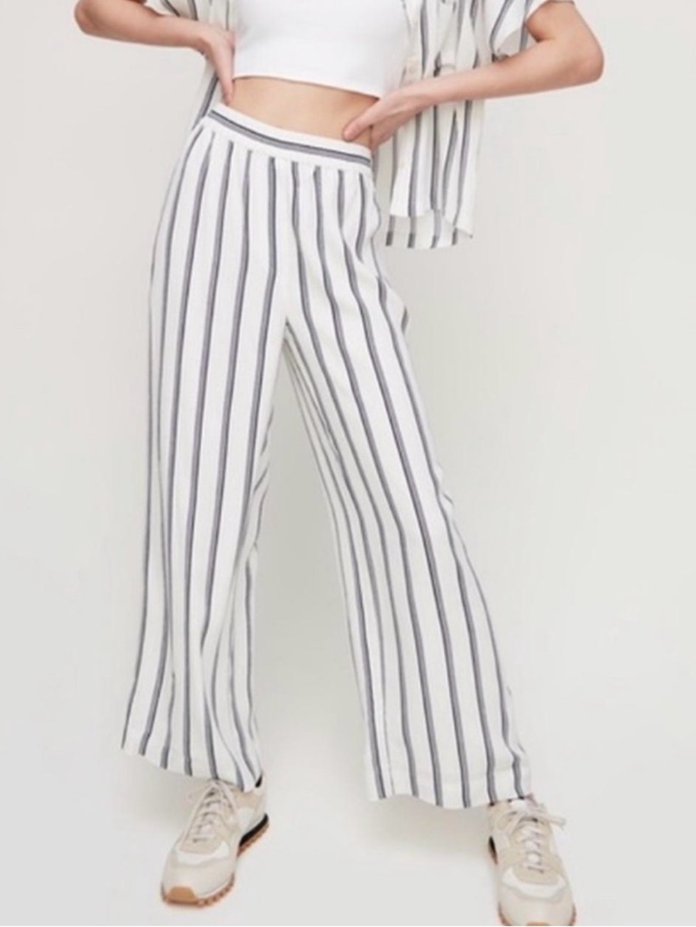 Aritzia Wilfred Free Striped Wide Leg Pants Blue White Pull On Medium